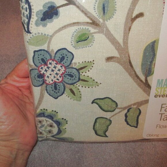 Vtg Martha Stewart Everyday Flowering Vine Oblong Fabric Tablecloth 52 x 70 NEW - Picture 4 of 12